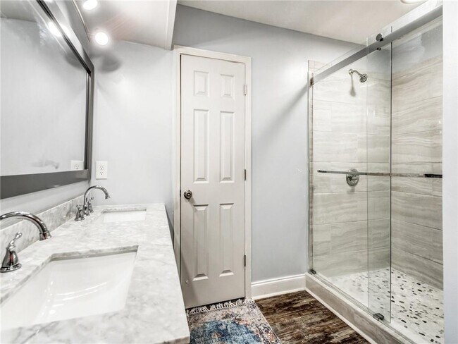 Building Photo - 3840 Forsythia Way