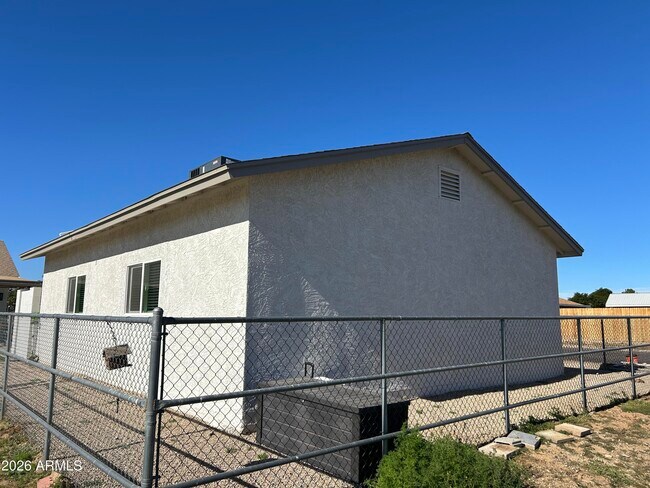 Building Photo - 14039 N 181st Ave