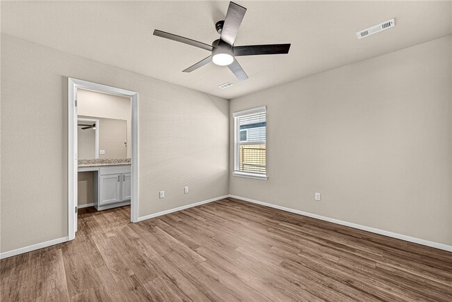 Building Photo - 990 Morningside Dr