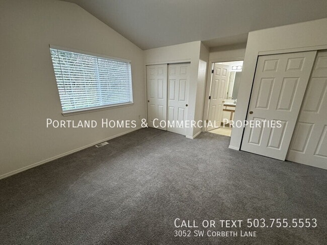 Building Photo - 3052 SW Corbeth Ln
