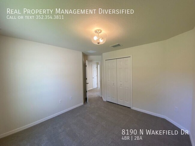 Building Photo - 8190 N Wakefield Dr