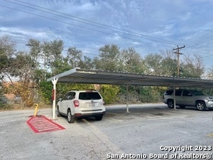 Building Photo - 235 W Silver Sands Dr