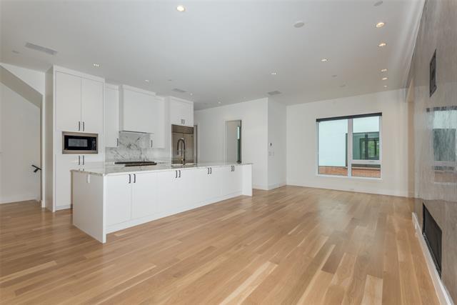 Building Photo - 3913 Hawthorne Ave