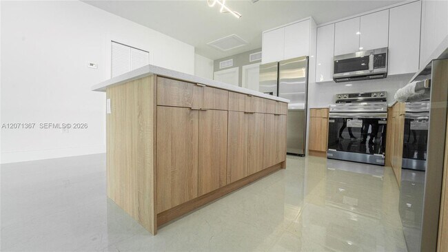 Building Photo - 22860 SW 122nd Pl