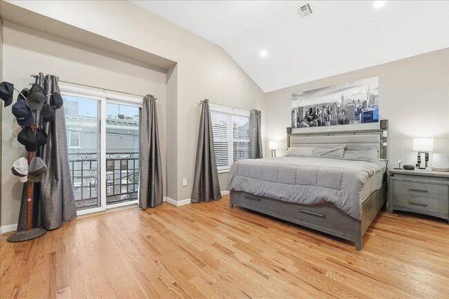 Building Photo - 285 Terrace Ave