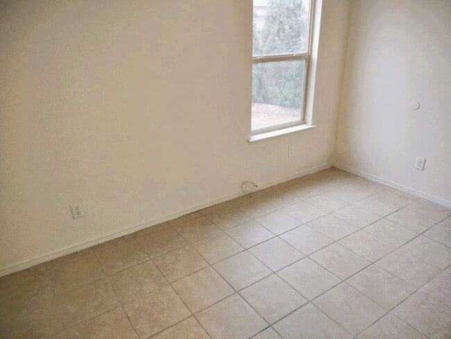 Building Photo - 9488 Landry McKee Ln