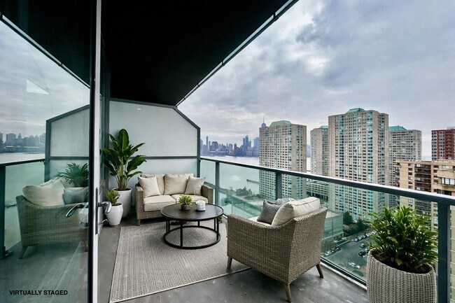 Building Photo - 20 Newport Pkwy