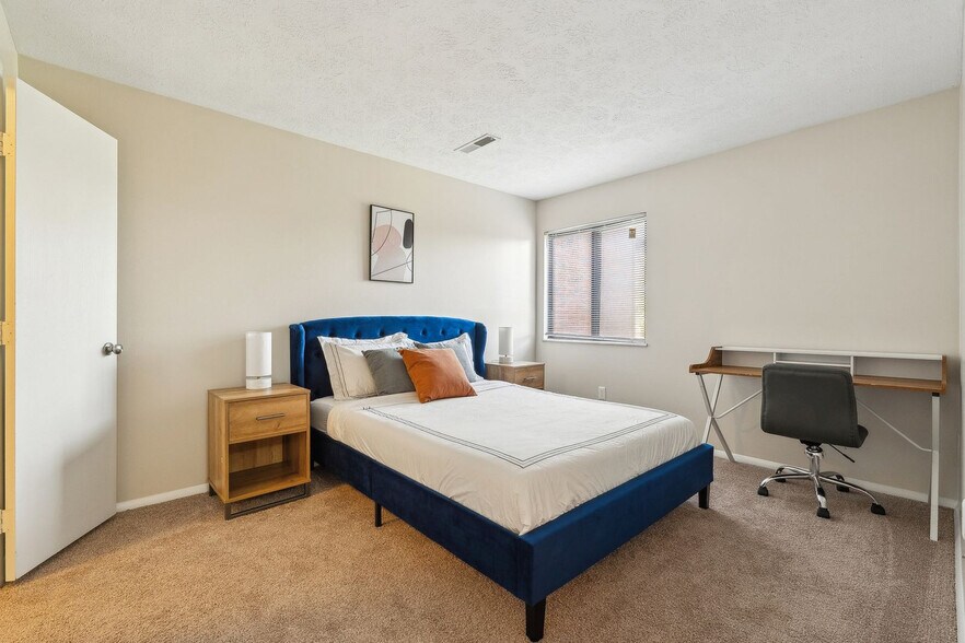 Building Photo - 140 Antelope Way
