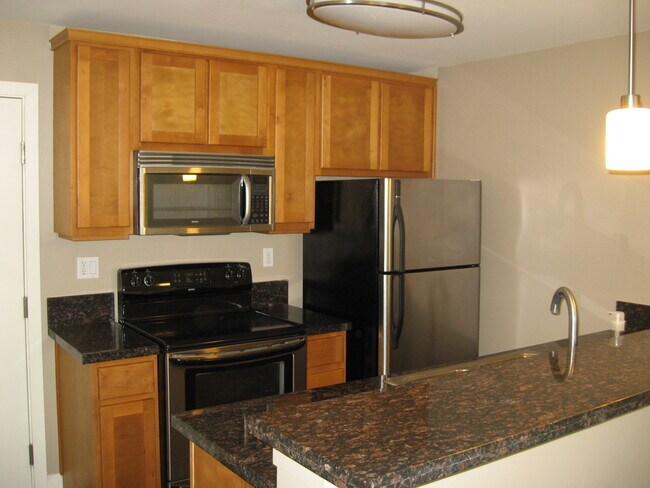 Kitchen - 10982 Roebling Ave