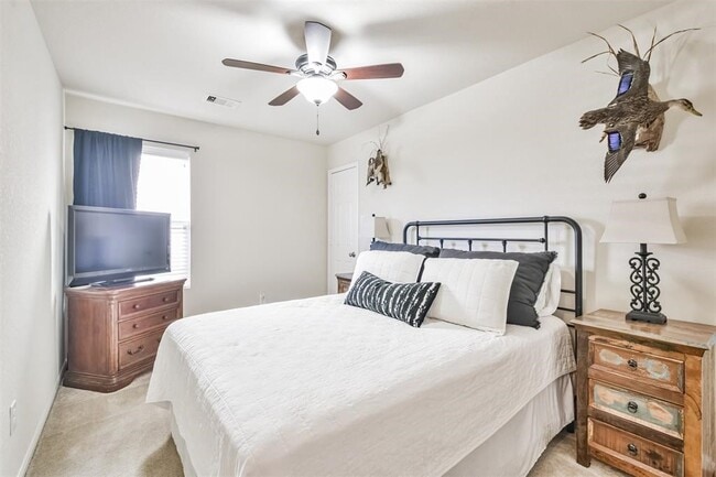 Building Photo - 11514 Dahlia Dale Dr