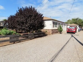 Building Photo - Three Bedroom Two Bath Home in La Mesa