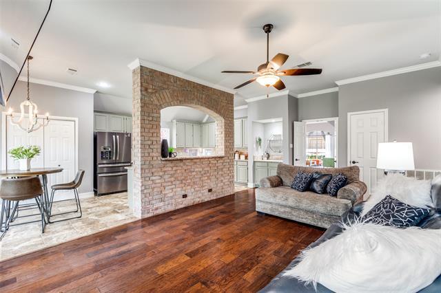 Building Photo - 2704 Wind Ridge