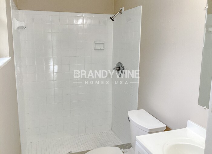 Building Photo - 1024 Hallwood Loop