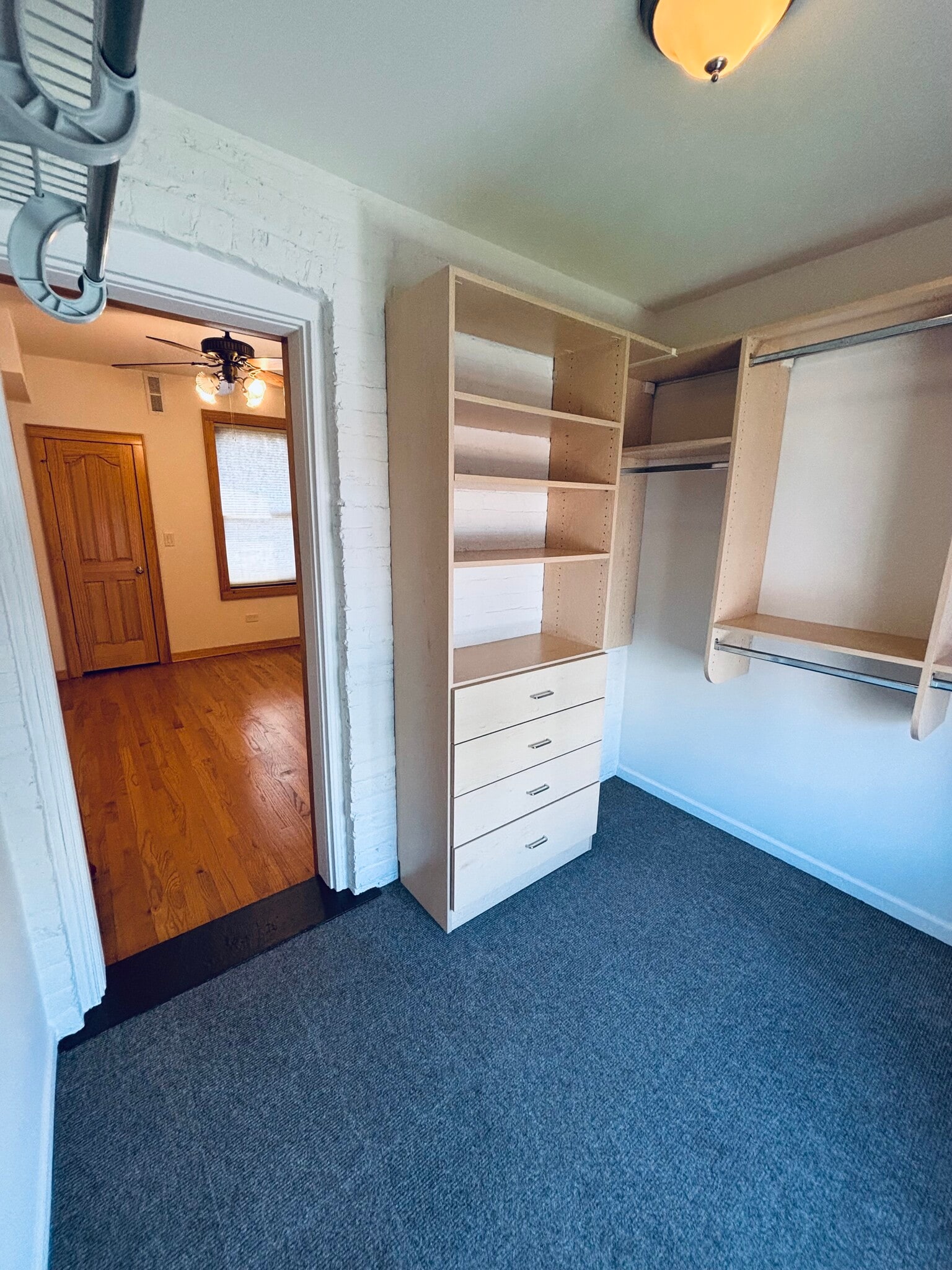 Walk in Closet - 2318 W Diversey Ave