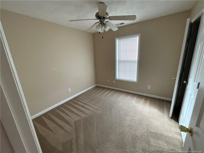 Building Photo - 2460 Saltwood Rd