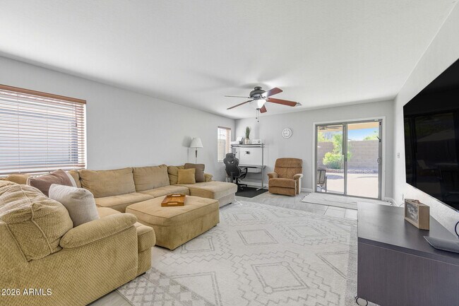 Building Photo - 45023 Miramar Rd