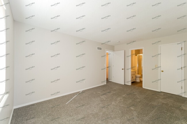 Building Photo - 11274 E 71st Terrace