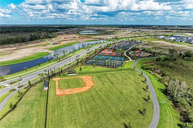 Building Photo - 18143 Wheathouse Pl