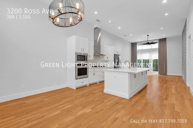 Building Photo - 3200 Ross Ave