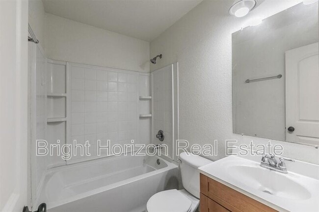 Building Photo - 8117 Doreen Ave