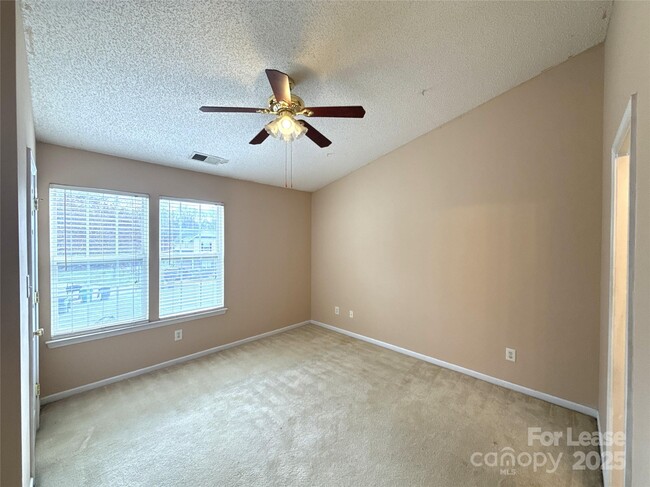 Building Photo - 1515 Sylvia Ct