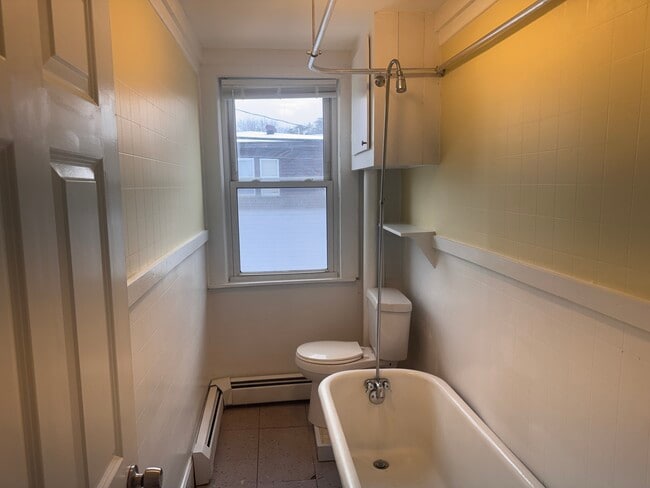 Building Photo - 20 Washington Ave