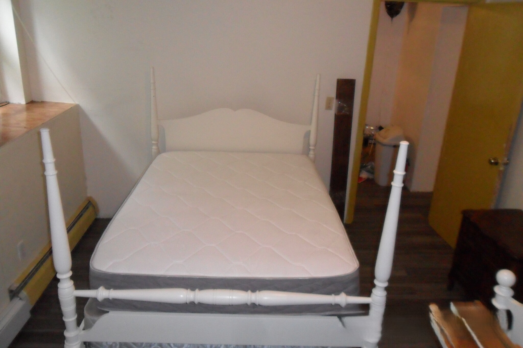 Apt 1 - BR 1 - full size bed - 523 E State St