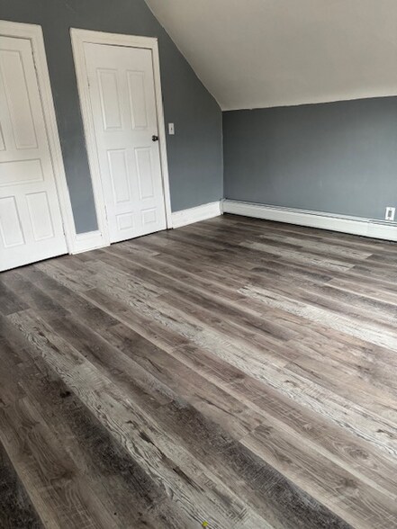 Building Photo - 2511 John F. Kennedy Blvd