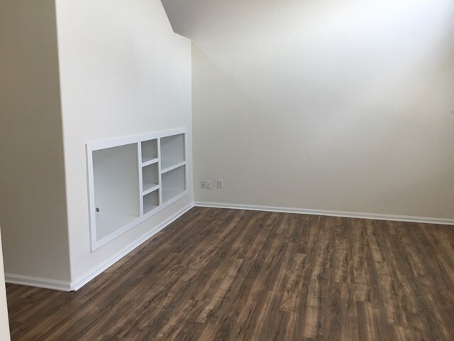 Building Photo - 5046 Pelican St