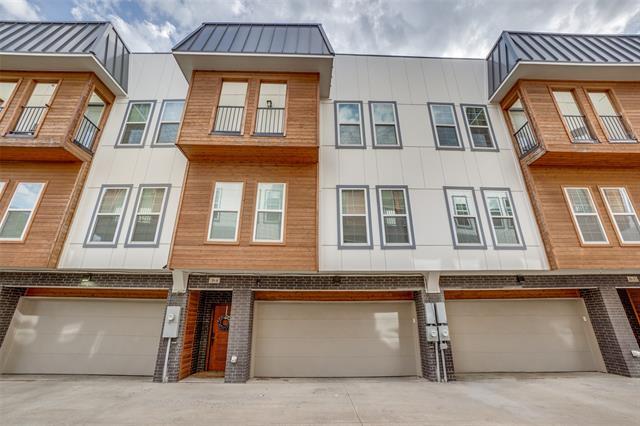 Building Photo - 2318 Stutz Dr