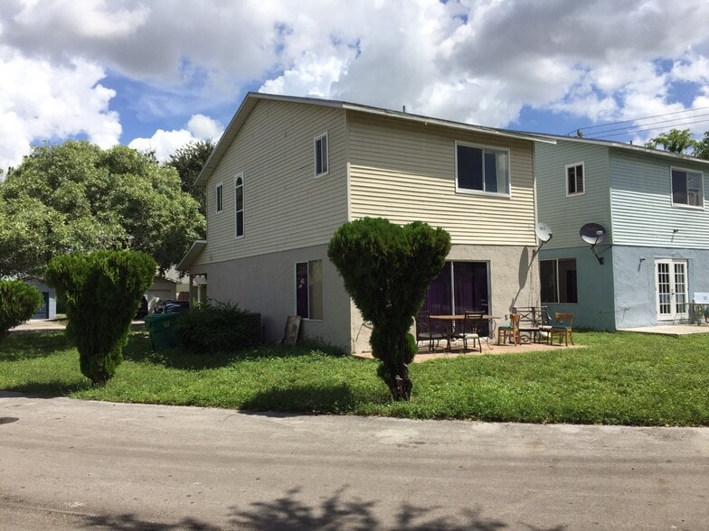 Building Photo - 5504 NW 21st St