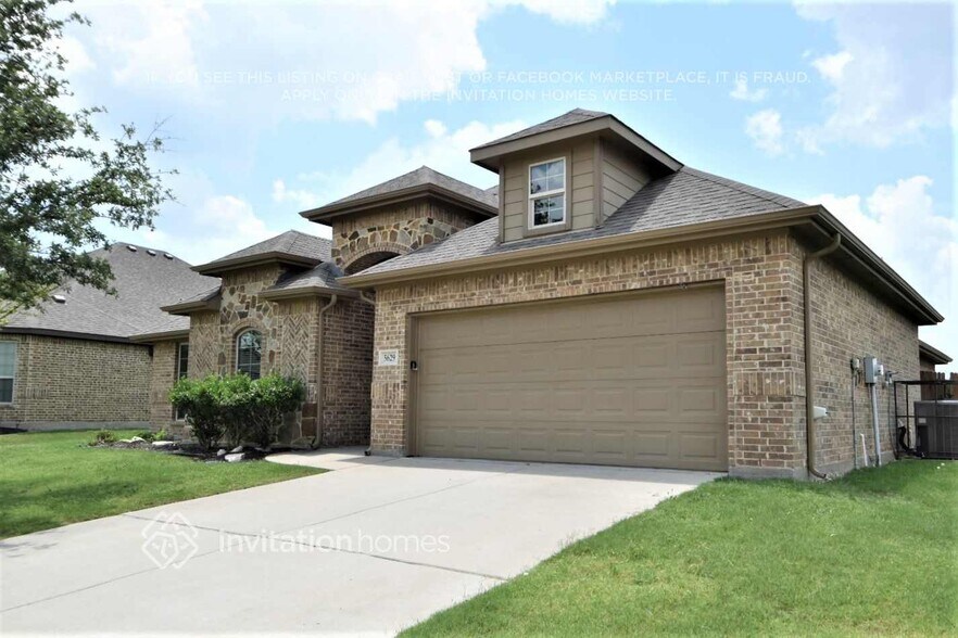 Building Photo - 5629 Park View Dr