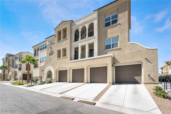 Primary Photo - 2555 Hampton Rd