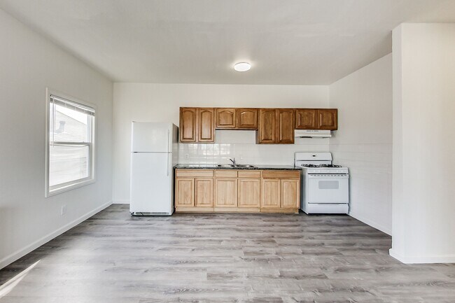 Floorplan - 1454 36th Avenue