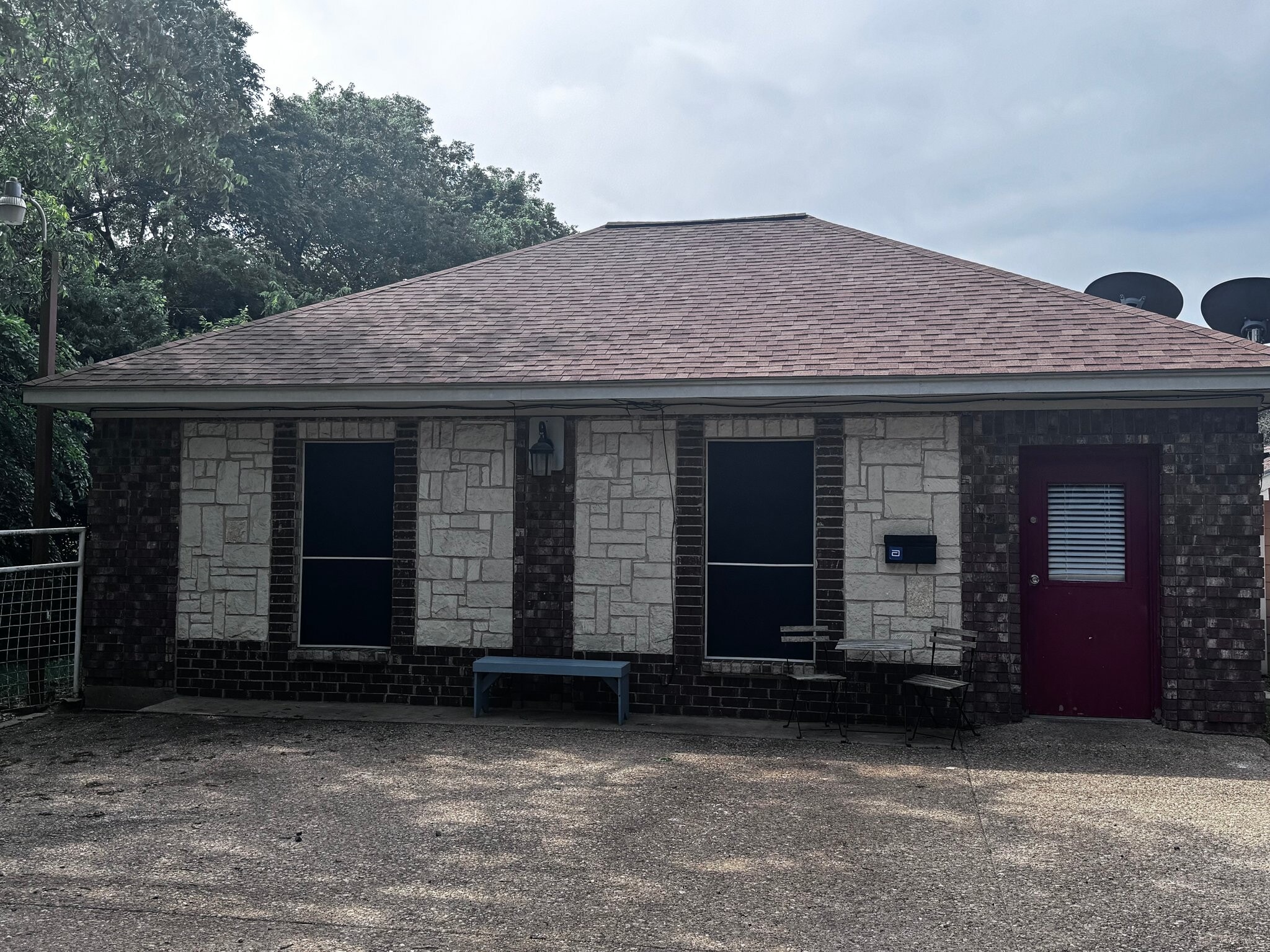 Building Photo - 5110 Ranchero Ln