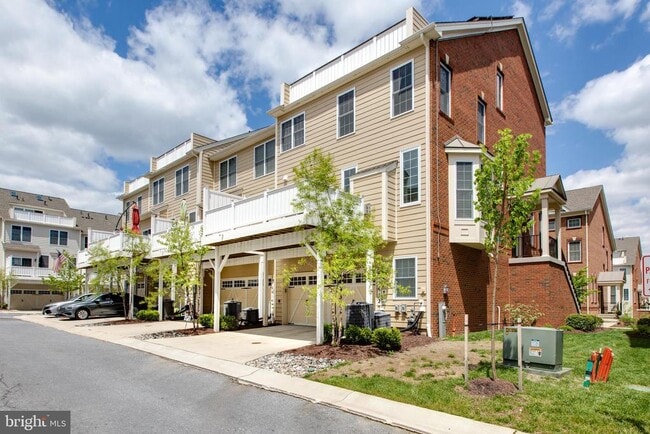 Building Photo - 2612 Maple Rock Rd