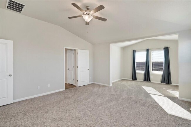 Building Photo - 19004 Elk Horn Dr