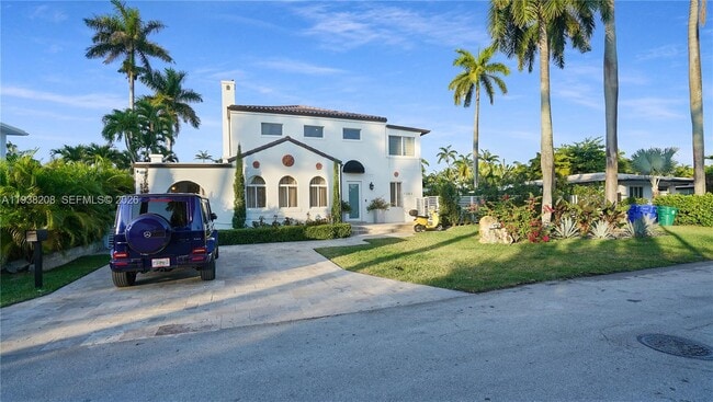 Building Photo - 1201 NE 85th St