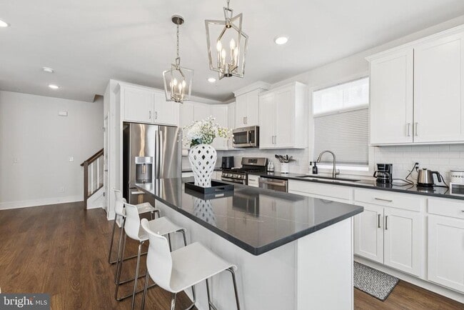 Building Photo - 42597 Nubbins Ter