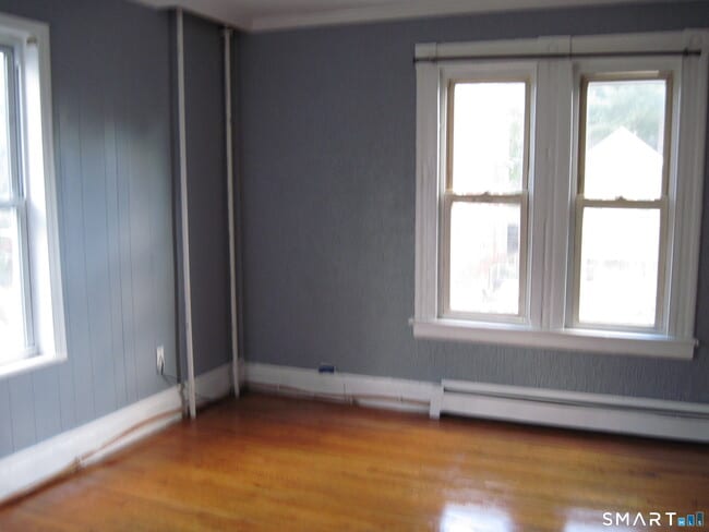 Building Photo - 78 Whitmore St