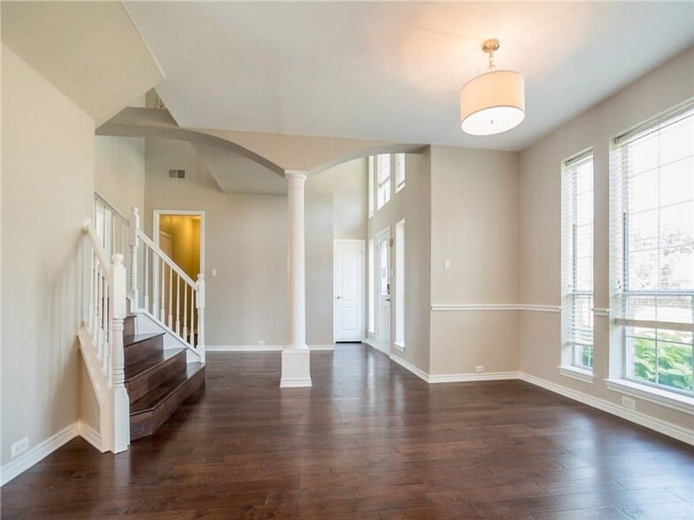 Building Photo - 11205 Jereme Trail