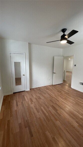 Building Photo - 319 N Balph Ave