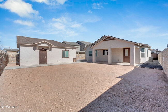 Building Photo - 1807 Dana Gray St