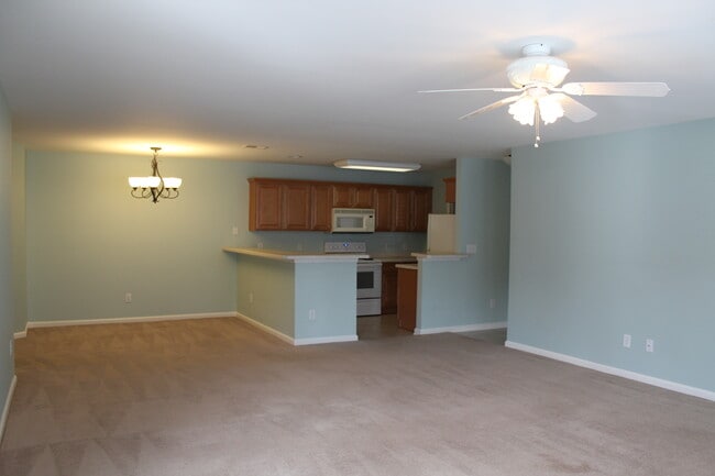 Building Photo - 4648 Fringetree Dr