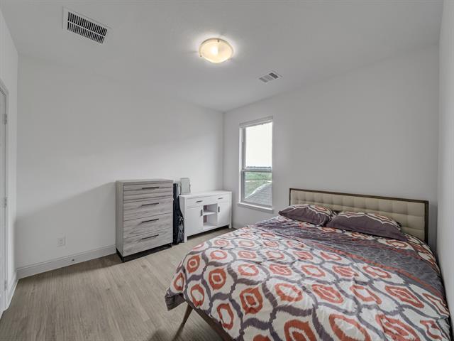 Building Photo - 741 Carlisle Dr