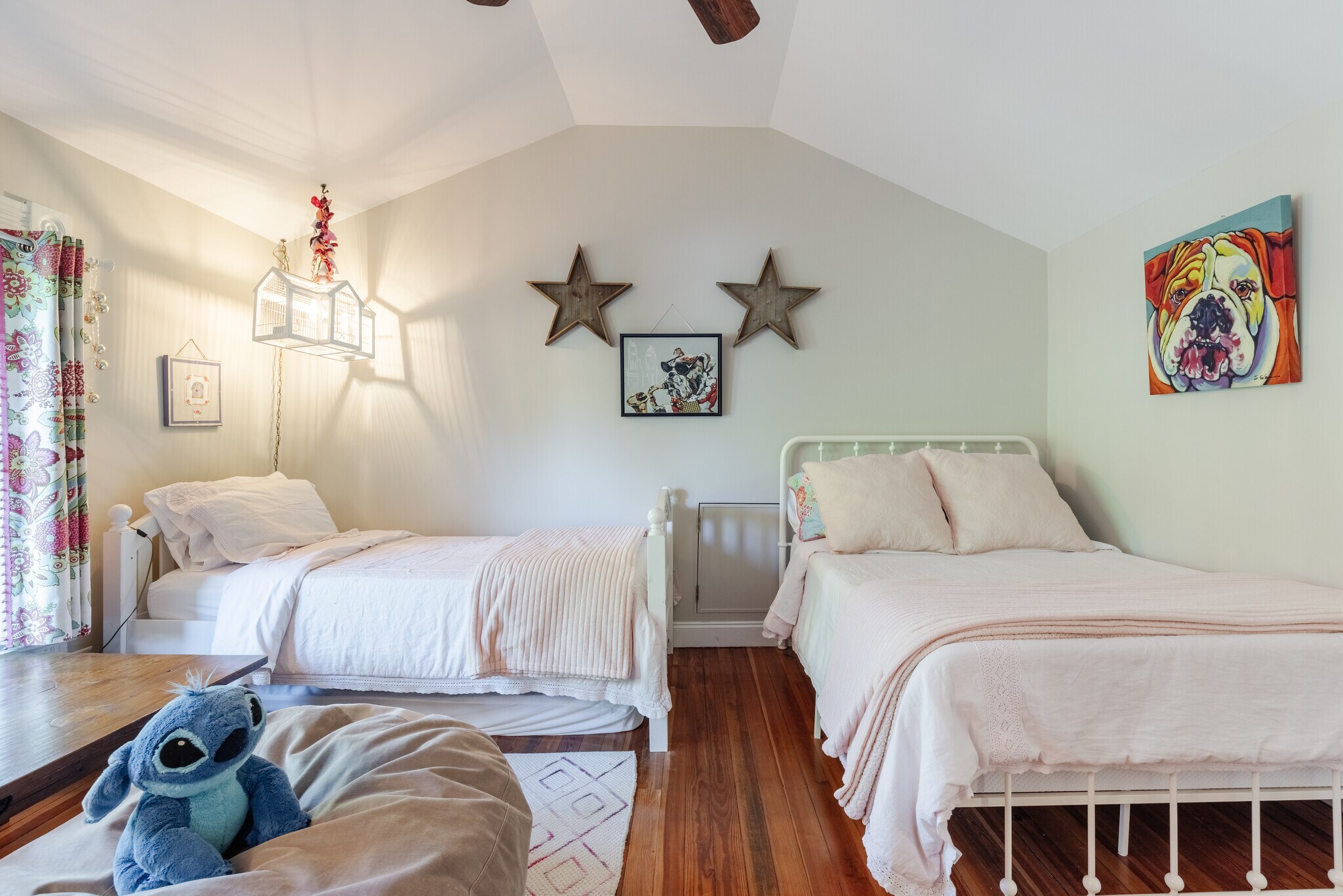 Building Photo - 520 Esseola Dr