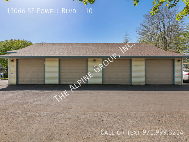 Building Photo - 13066 SE Powell Blvd