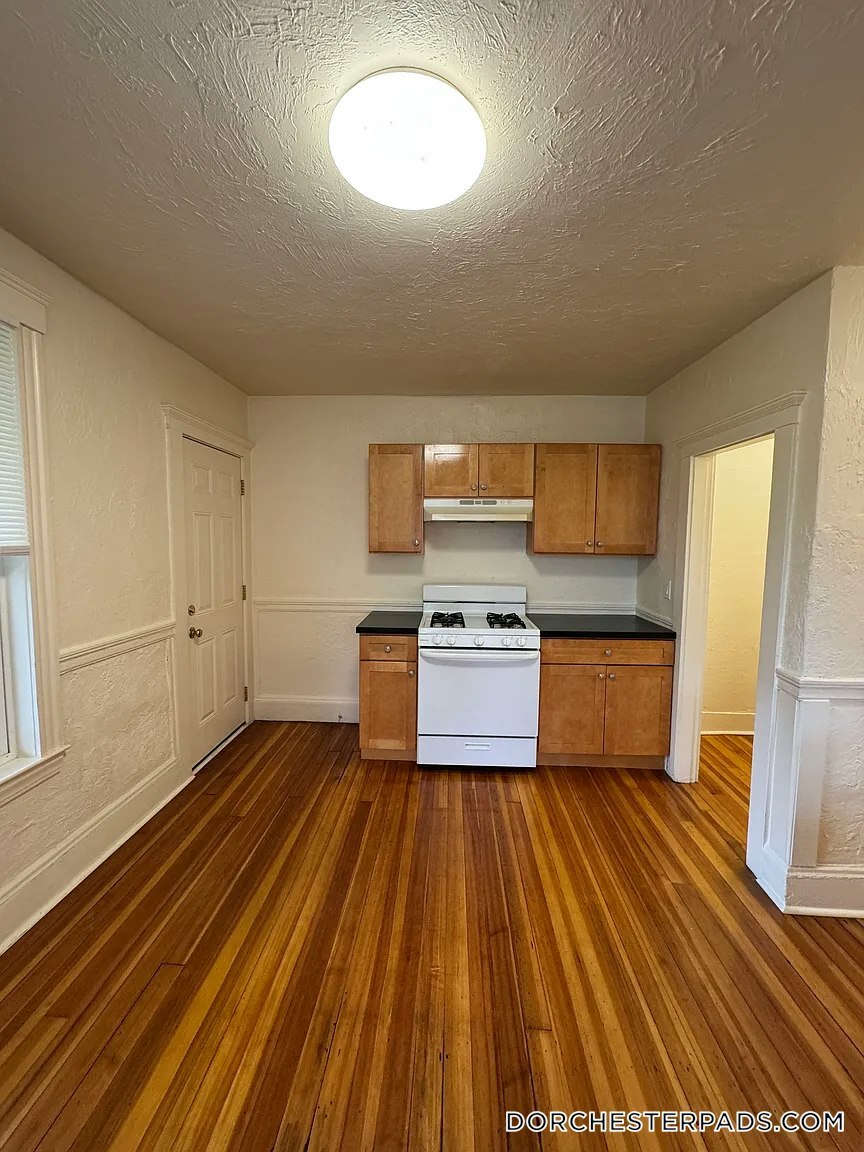 Building Photo - 20 Fairmount St