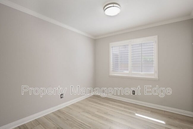Building Photo - 32218 Corte Carmela