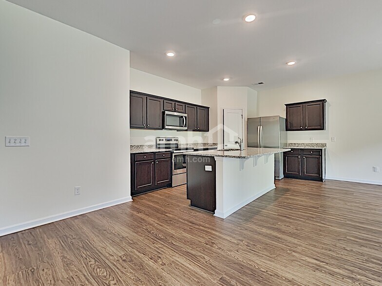Building Photo - 134 Orion Way